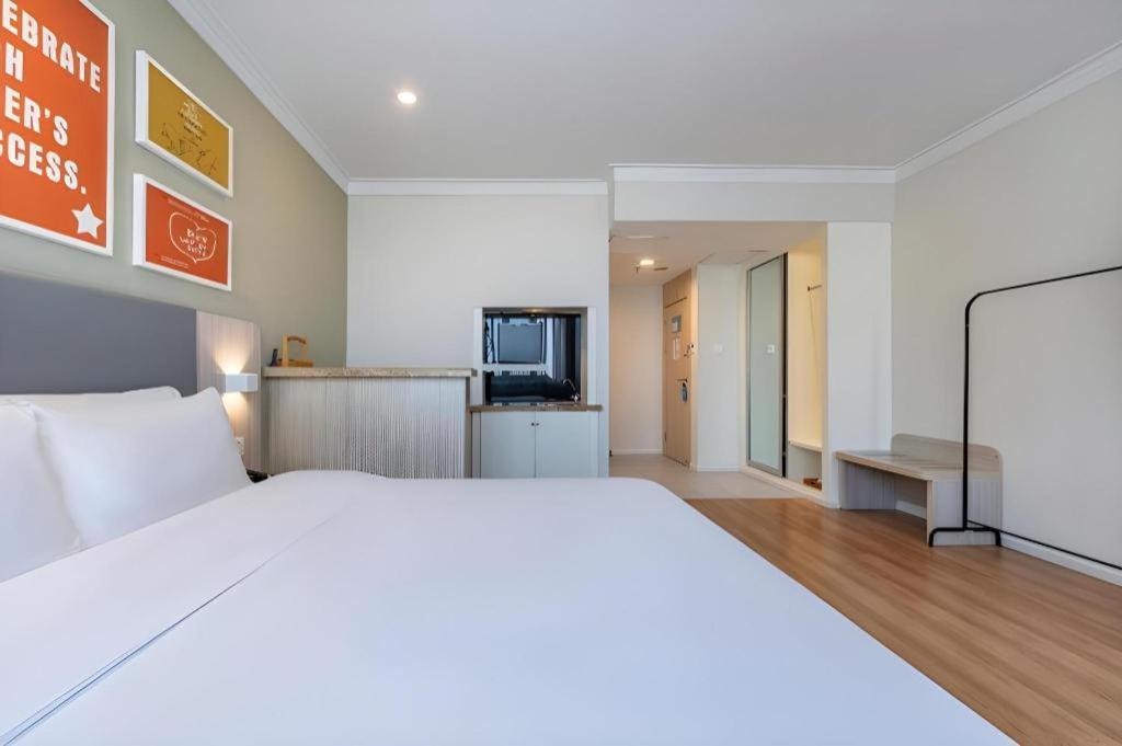 Hanting Hotel Shanghai Caohejing Yishan Road Exterior photo