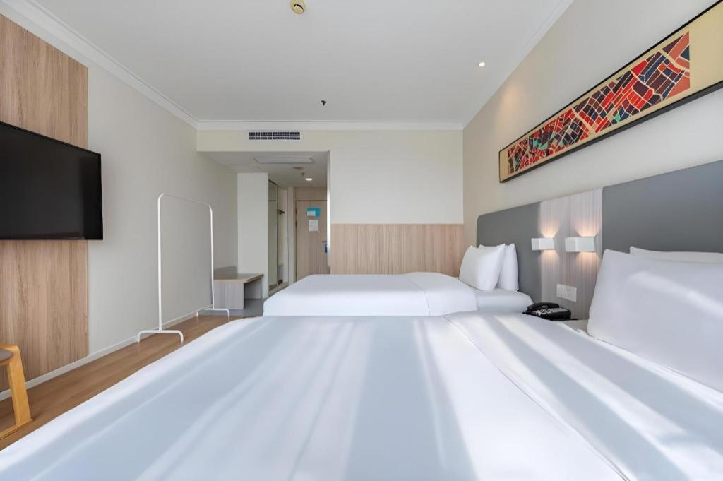 Hanting Hotel Shanghai Caohejing Yishan Road Exterior photo
