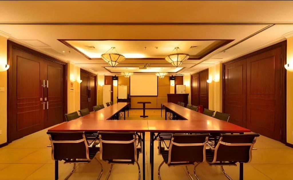 Hanting Hotel Shanghai Caohejing Yishan Road Exterior photo